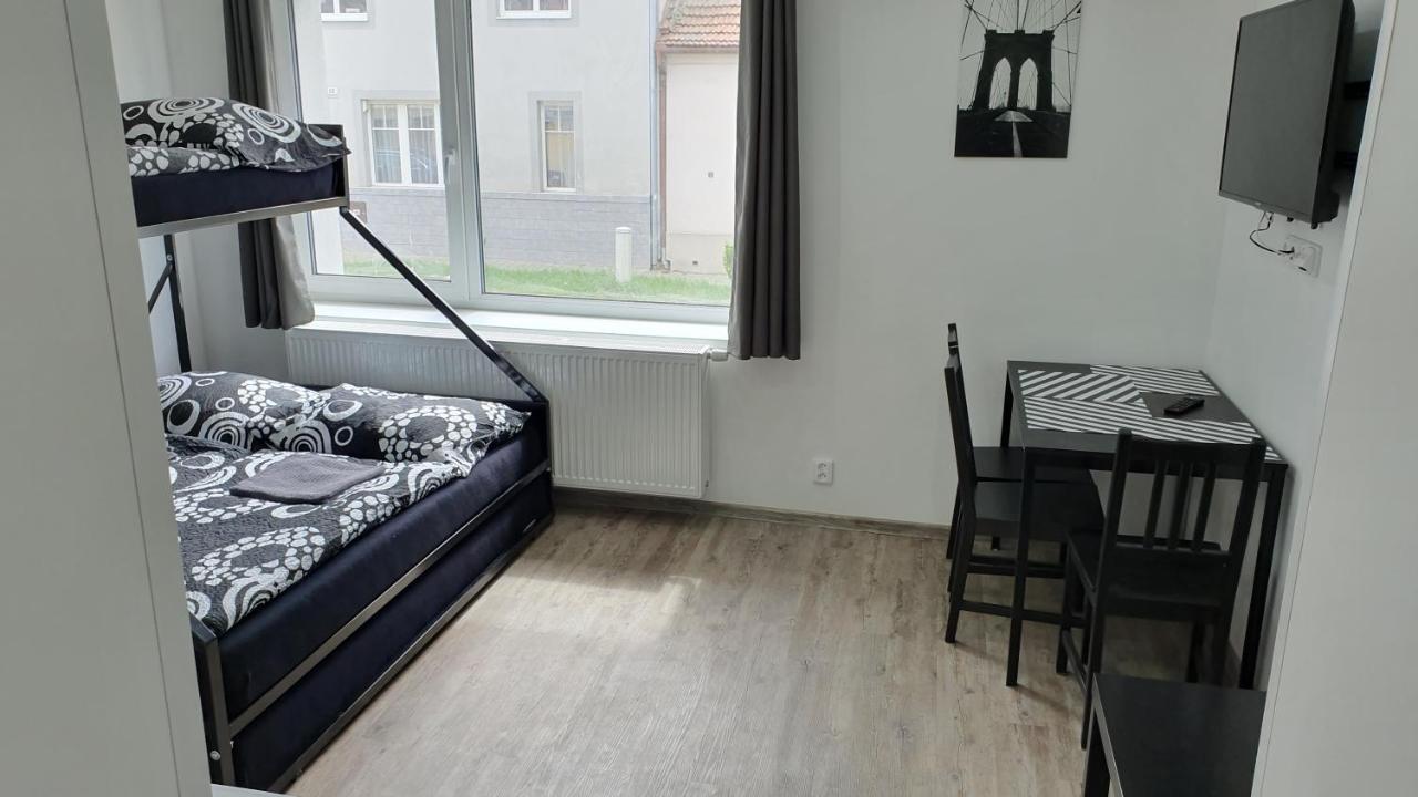 Small Apartments Denisa Business 브르노 외부 사진