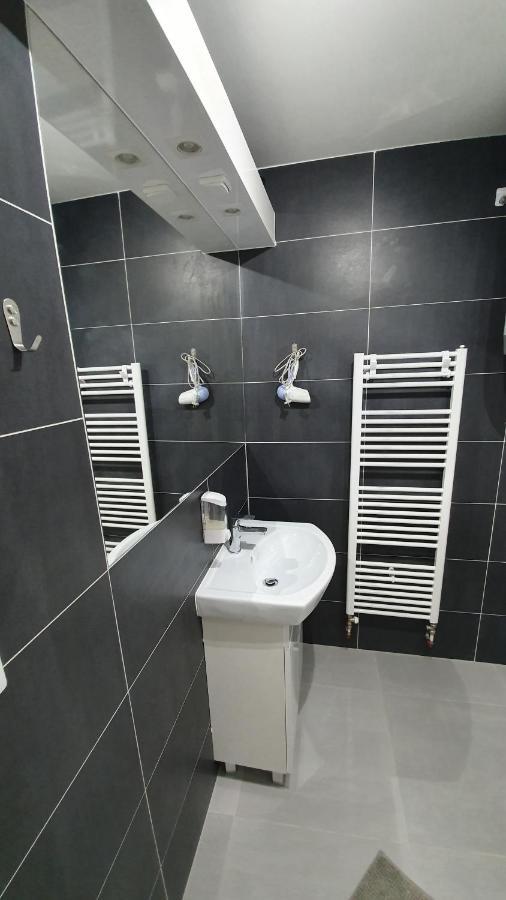 Small Apartments Denisa Business 브르노 외부 사진