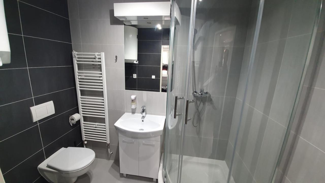 Small Apartments Denisa Business 브르노 외부 사진
